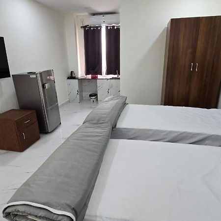 Single Suite Room Hyderabad Ngoại thất bức ảnh